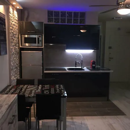 Apartment Golden Paradise Seaview *