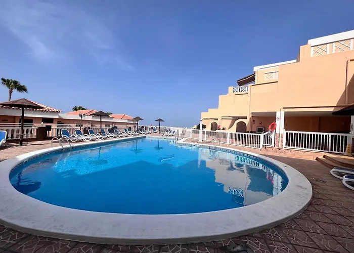 Golden Paradise Seaview דירה