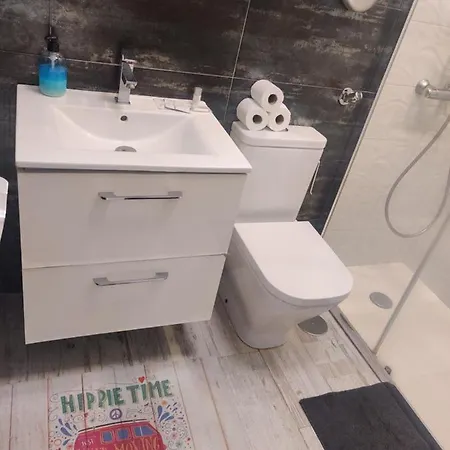 Golden Paradise Seaview