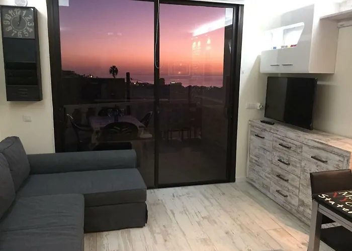 Golden Paradise Seaview Apartamento *